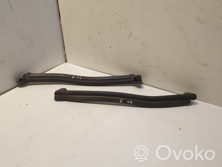 BMW 3 E46 Engine compartment rubber 82158931