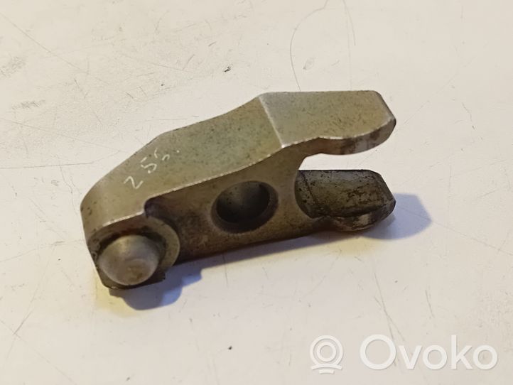 Audi A4 S4 B5 8D Fuel Injector clamp holder 
