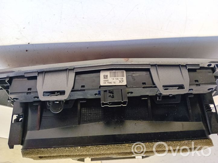 Opel Astra H Panelės apdaila 331985437