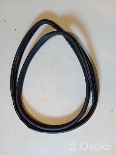 Opel Astra H Front door rubber seal 