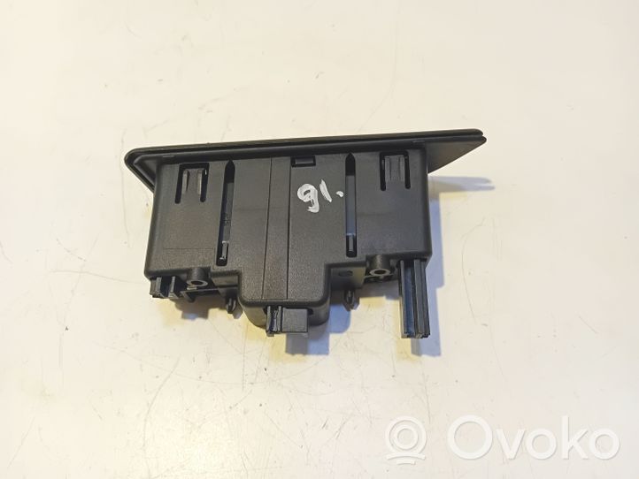 Volkswagen PASSAT B6 Rear door ashtray 3C4857302