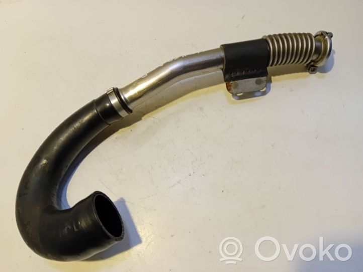 Opel Vectra B Tuyau de raccordement solide EGR 90570358