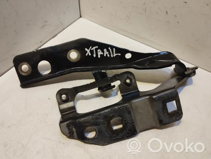 Nissan X-Trail T30 Engine bonnet/hood hinges 