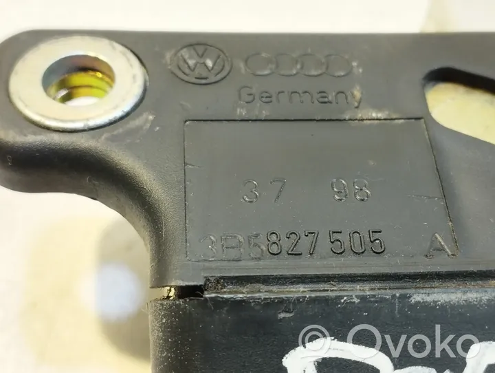 Volkswagen PASSAT B5 Serrure de loquet coffre 3B5827505