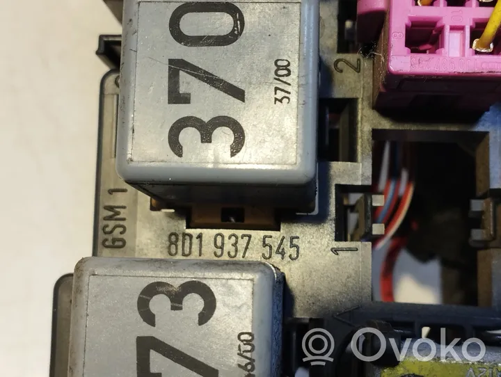 Audi A4 S4 B5 8D Relay mounting block 8D1937545