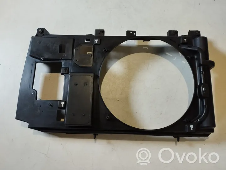 Citroen Xsara Picasso Support de radiateur sur cadre face avant 