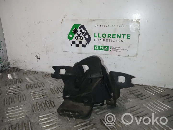 Volkswagen Polo III 6N 6N2 6NF Kiinnityskoukku/-silmukka 