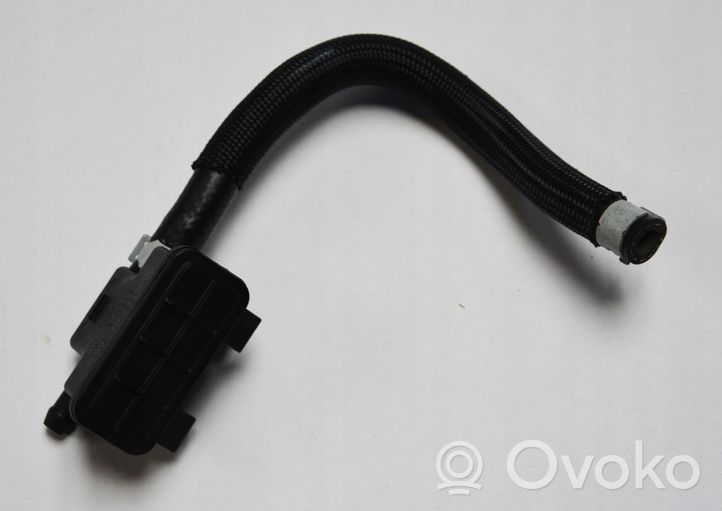Volkswagen Scirocco Fuel line/pipe/hose 7N0127242
