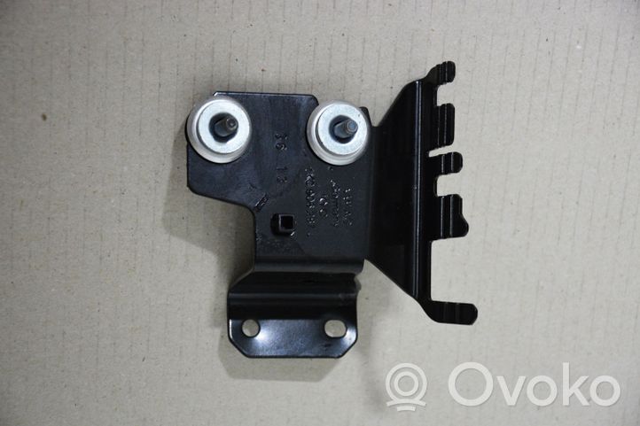 Volkswagen Scirocco Supporto della valvola di raffreddamento EGR 1K0906287J