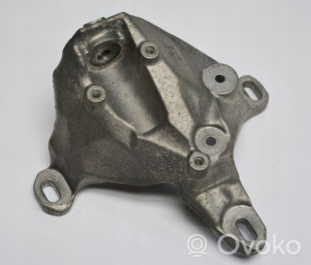 Audi A8 S8 D5 Supporto di montaggio del motore 4N0399113