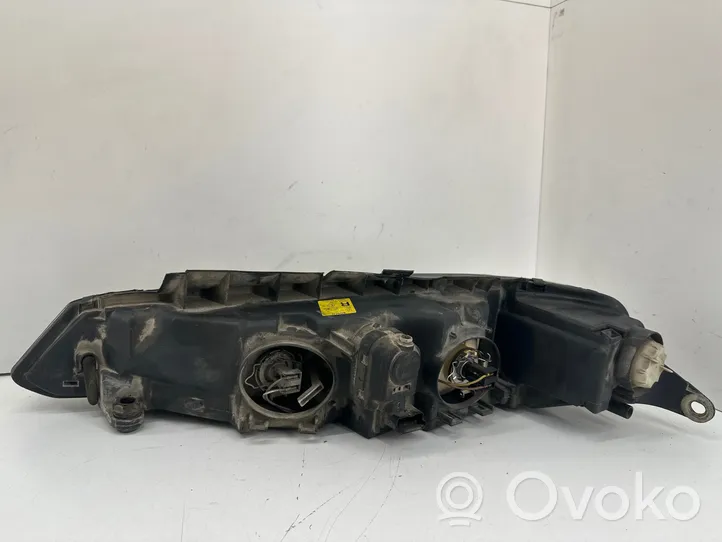 Peugeot 406 Lampa przednia 9630423177