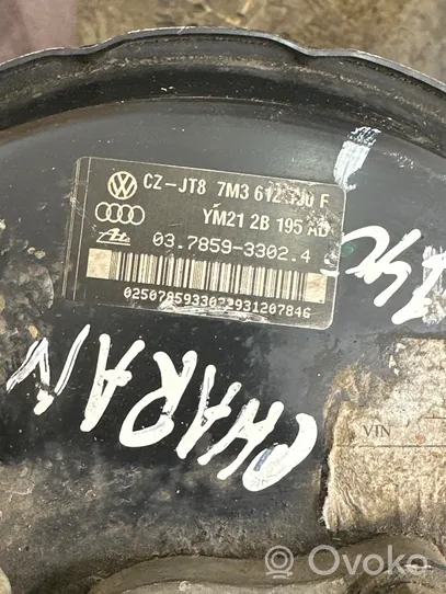 Volkswagen Sharan Servo-frein YM212B195AD