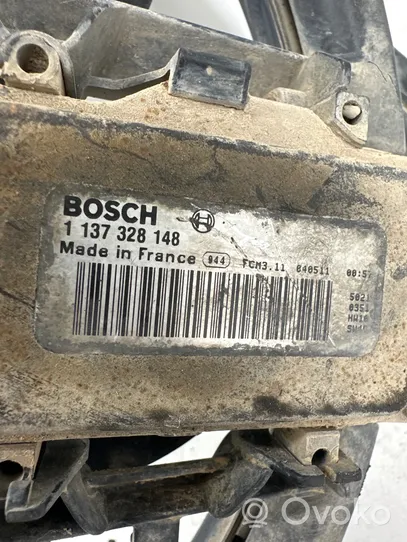 Ford Focus C-MAX Jäähdyttimen jäähdytinpuhallin 3135103546
