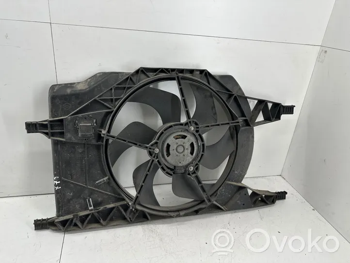 Renault Laguna II Ventilateur de refroidissement de radiateur électrique 8200025635