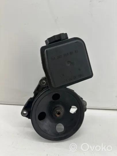 Mercedes-Benz C W202 Pompe de direction assistée 0024662401