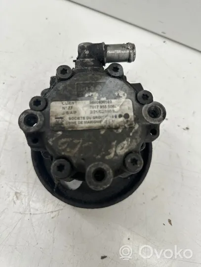 Peugeot 406 Power steering pump 9640830580