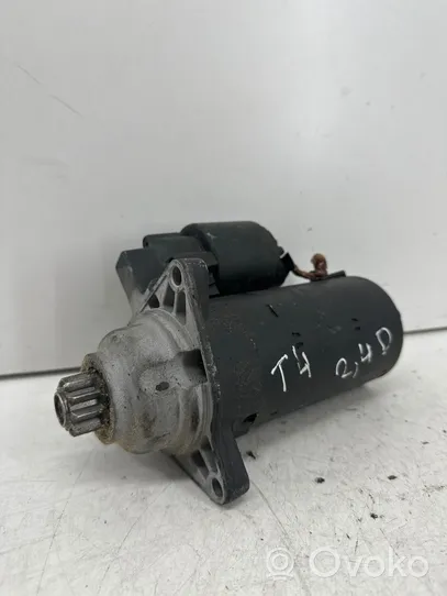 Volkswagen Transporter - Caravelle T4 Starter motor 02B911023D