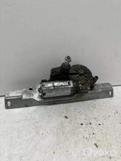 Volkswagen PASSAT B4 Moteur d'essuie-glace arrière 3A9955717