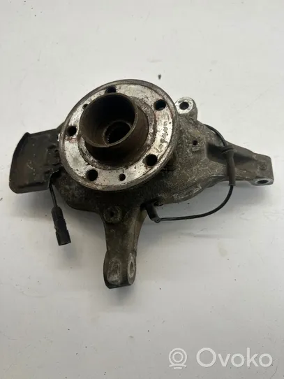 Renault Laguna III Cubo de rueda delantera 400150006R