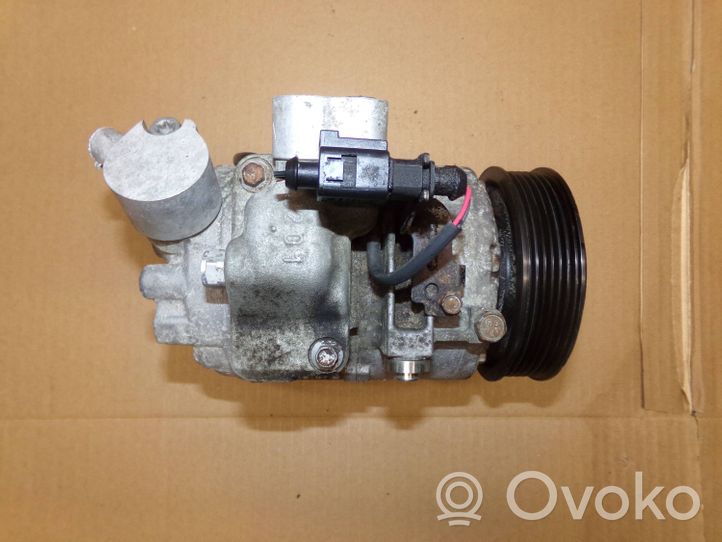 Volkswagen Fox Ilmastointilaitteen kompressorin pumppu (A/C) 6Q0820808E