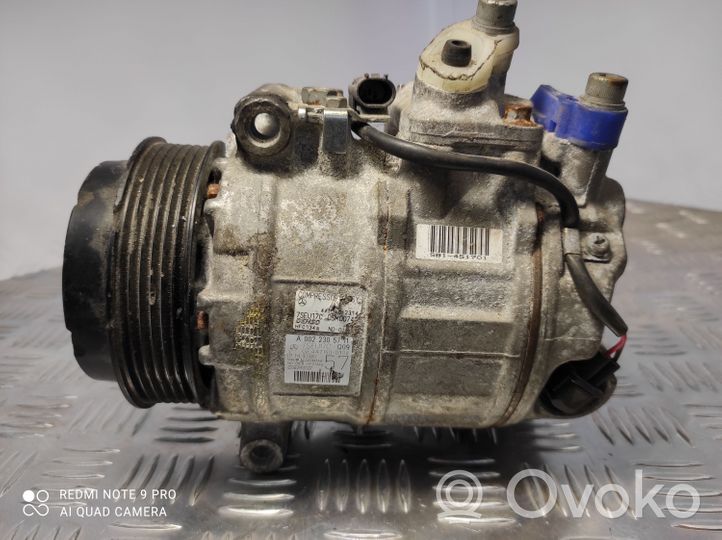 Mercedes-Benz C AMG W204 Ilmastointilaitteen kompressorin pumppu (A/C) A0022305711