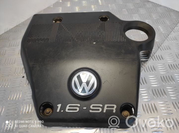Volkswagen Golf IV Moottorin koppa WJD8473