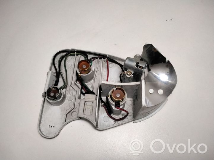 Nissan Sunny Wkład lampy tylnej 22063324