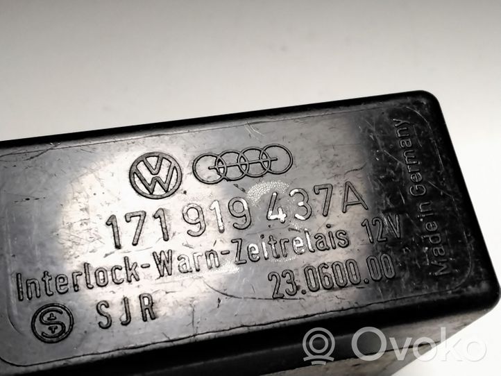 Volkswagen Golf II Autres relais 171919437A