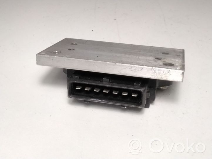 Audi 100 200 5000 C2 Amplificatore centralina di accensione 211905351D