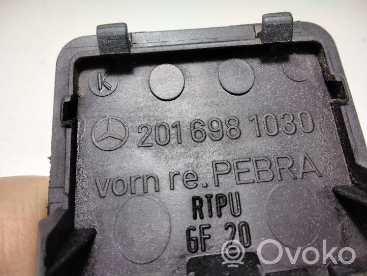 Mercedes-Benz ML W163 Capuchon, crochet de remorquage avant 2016981030