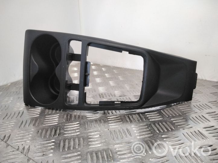 Seat Ibiza IV (6J,6P) Gear shifter surround trim plastic 6J0858331