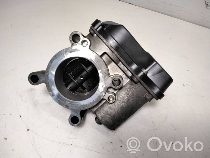 Volkswagen Polo IV 9N3 Valvola a farfalla 03D133062E