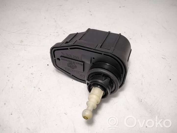 Opel Omega B1 Headlight level adjustment motor 90457812