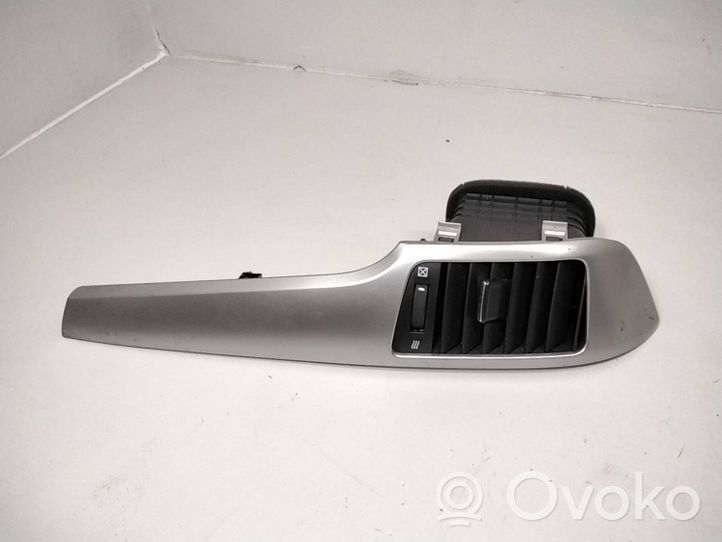 Chevrolet Captiva Garniture, panneau de grille d'aération latérale 96630044