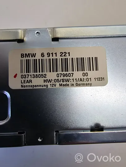 BMW X5 E53 Unité / module navigation GPS 6911221