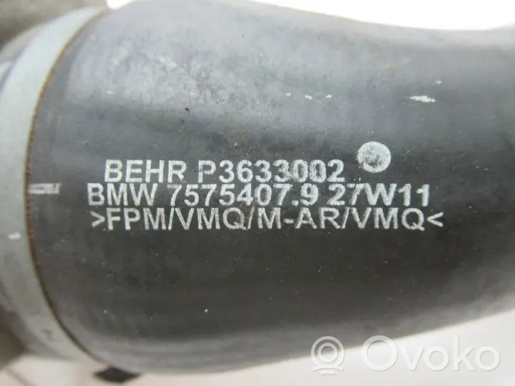 BMW 7 F01 F02 F03 F04 Välijäähdyttimen jäähdytin 7575403-03