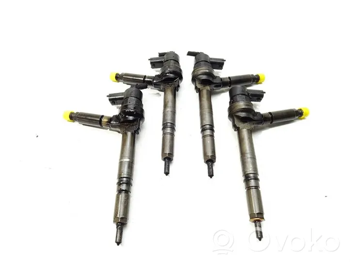 Opel Astra H Set di iniettori 0445110175