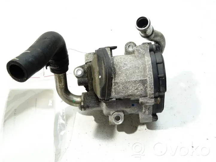 Volkswagen Jetta VI EGR valve 