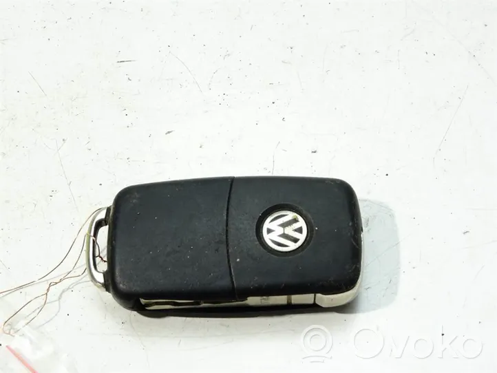 Volkswagen Jetta VI Ignition key/card 