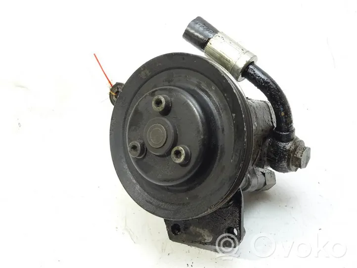 Audi 100 S4 C4 Ohjaustehostimen pumppu 048145155C