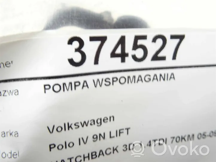 Volkswagen Polo IV 9N3 Ohjaustehostimen pumppu 