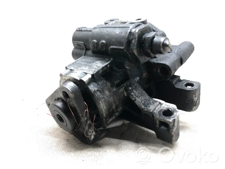 Citroen Jumper Pompa del servosterzo 6C113A674AA