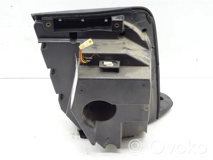 Mitsubishi Outlander Subwoofer-bassokaiutin 8720A012