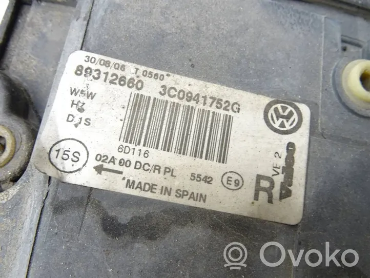 Volkswagen PASSAT B6 Lampa przednia 3C0941752G