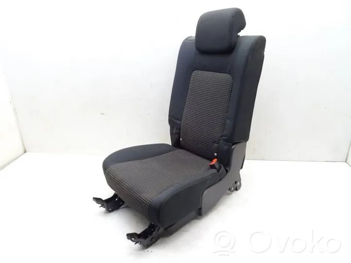 Chevrolet Captiva Rear seat 
