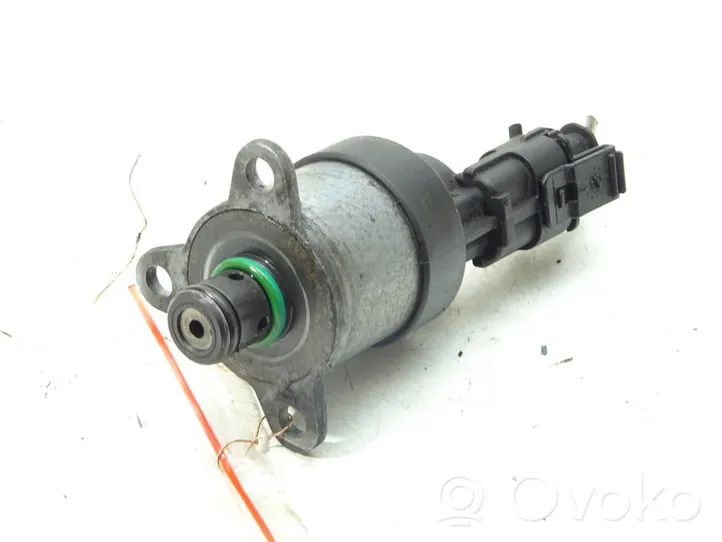 Renault Megane II Regulator ciśnienia paliwa 