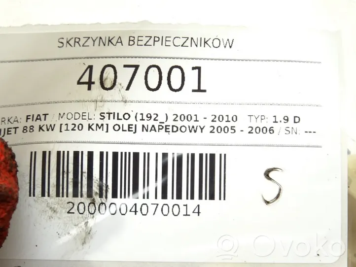 Fiat Stilo Skrzynka bezpieczników / Komplet 51755127