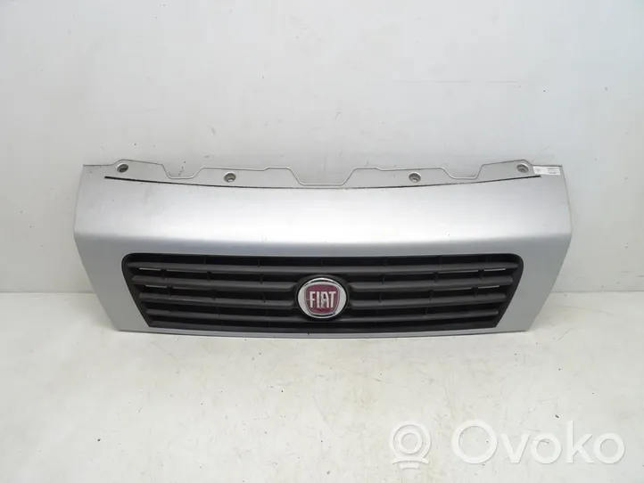 Fiat Ducato Atrapa chłodnicy / Grill 