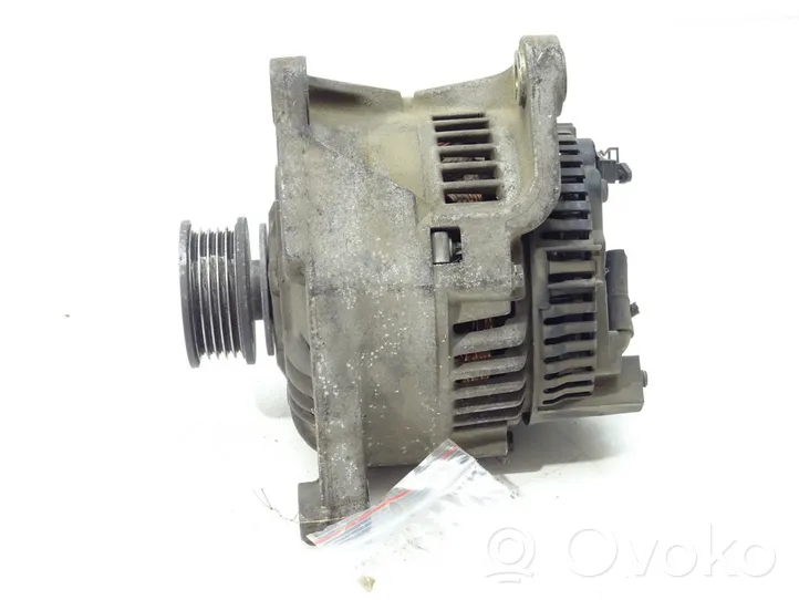 Volkswagen PASSAT B5 Alternator 