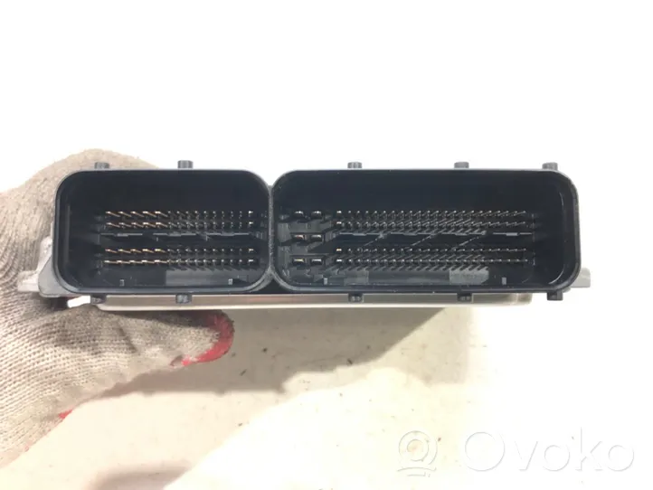 Volkswagen Caddy Centralina/modulo motore ECU 03G906021PF